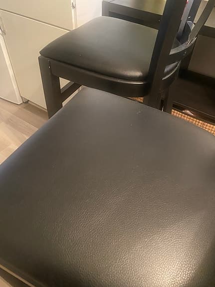 Trästolar 2 st stabila svart