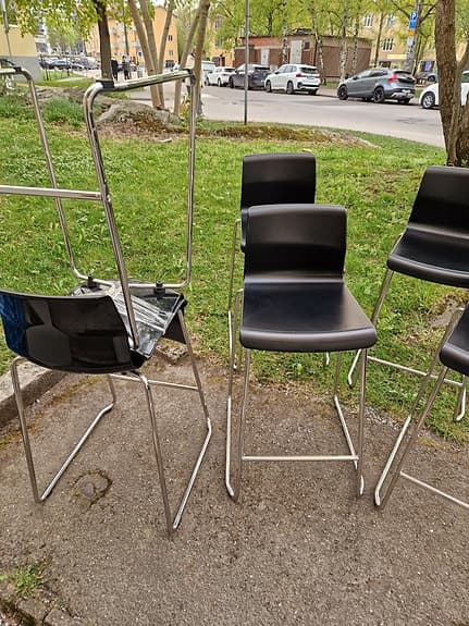 4st Glenn svarta barstolar från IKEA. Sitthöjd 66 cm