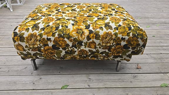 Sittpall, omklädd