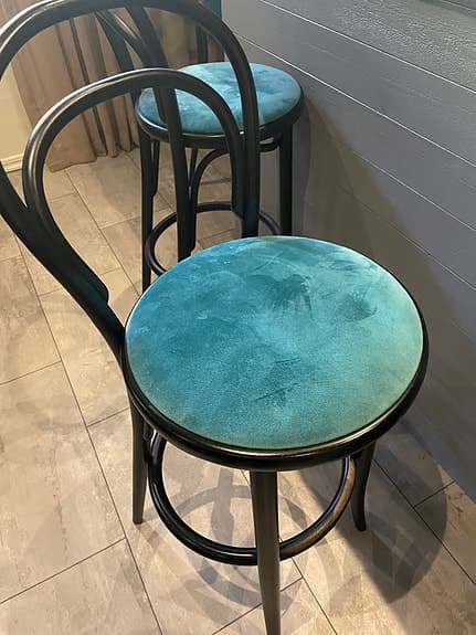 Ton barstolar med ryggstöd turkos sits