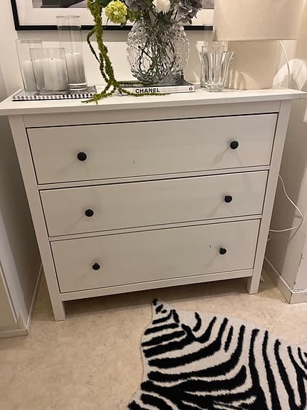 Ikea hemnes byrå