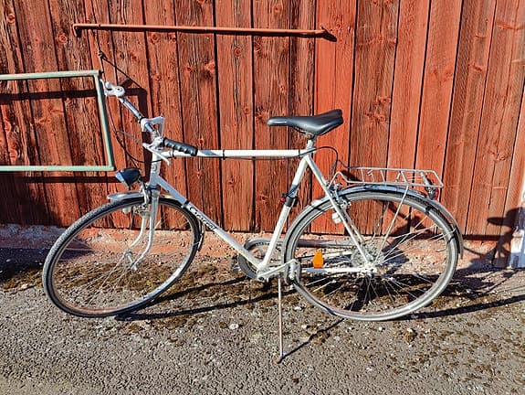 Crescent Värdsmästarcykel 28" vit