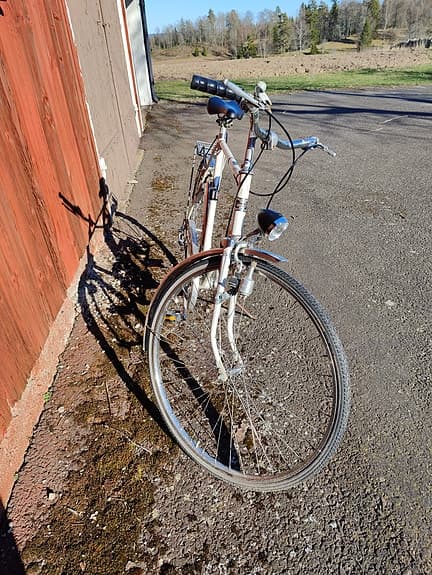 Crescent Värdsmästarcykel 28" vit