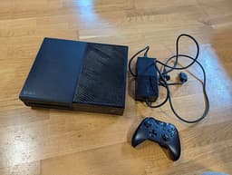 Xbox One konsol med handkontroll