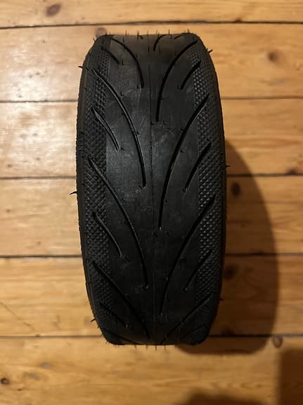 Däck 60/70-6.5 svart