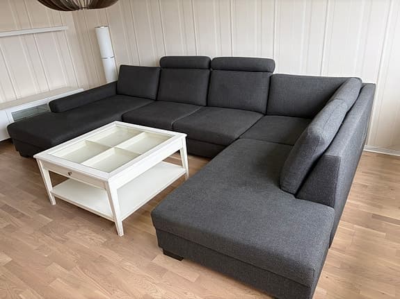 Stor och bekväm hörnsoffa med schäslong