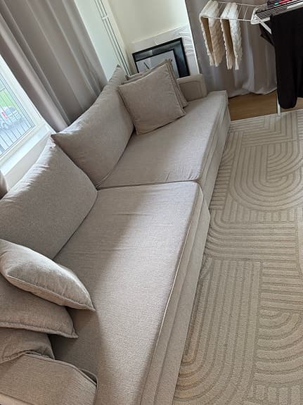 Mio Rossi 4-sits soffa i beige/grå färg