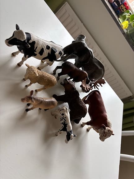 Schleich djurfigurer bondgård och vilda djur