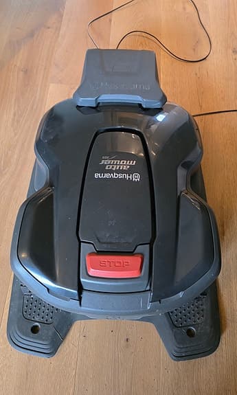 Husqvarna Automower 305 robotgräsklippare svart