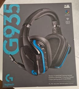 Logitech G935 trådlöst gamingheadset svart blå