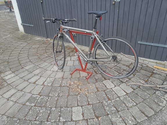 Landsvägscykel i ny-skick