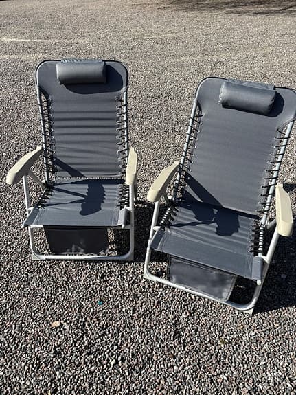 Hopfällbara solstolar grå