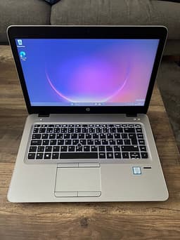 Bärbar Dator (  i5 - 256gb - 14 tum- Windows 11 )