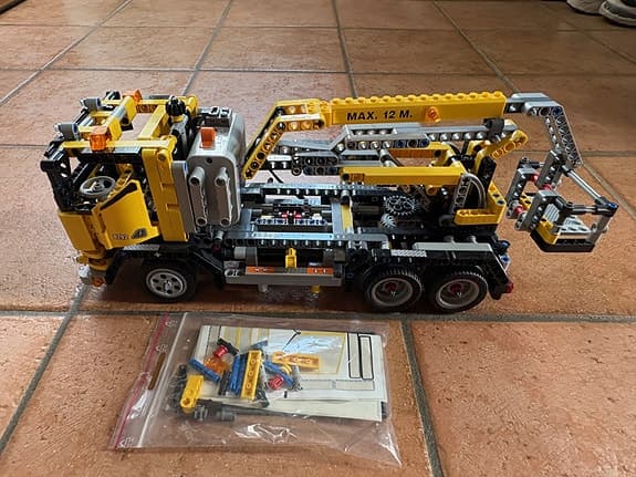 Lego Technic Billift 8292 och Liten Lego Billift