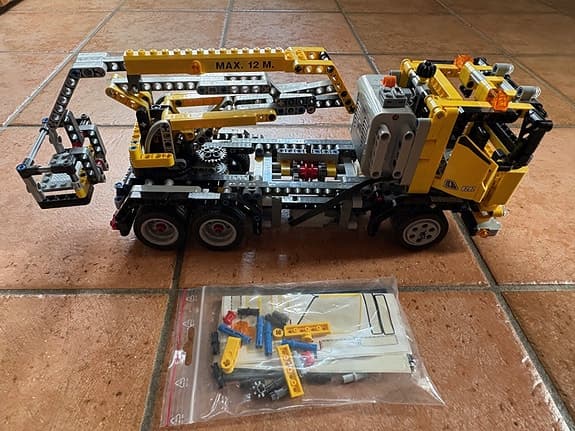 Lego Technic Billift 8292 och Liten Lego Billift