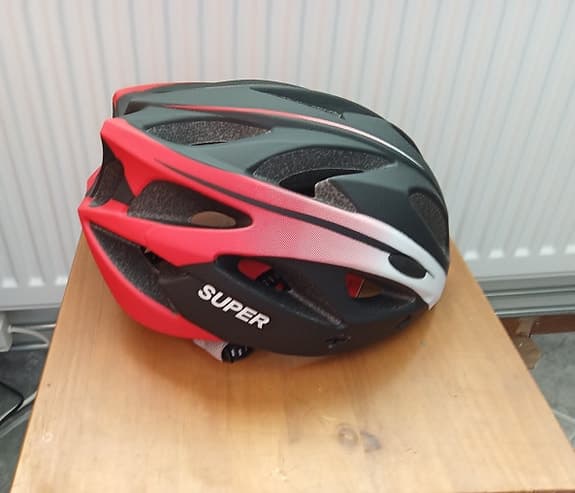 Ny cykel hjälm med visir