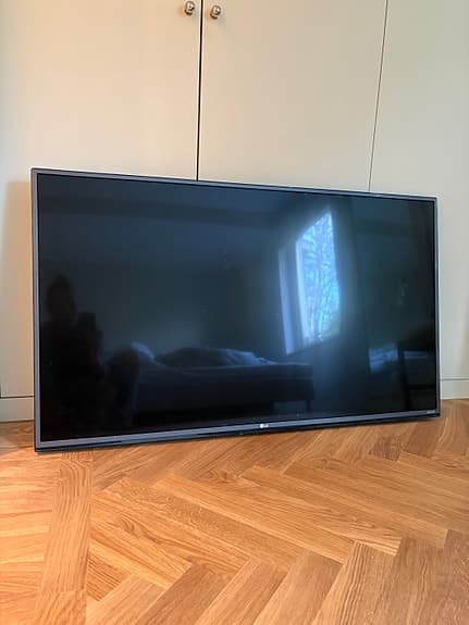 LG 49UH600V 49" LED TV