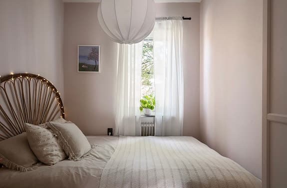 Säng/madrass 140 cm