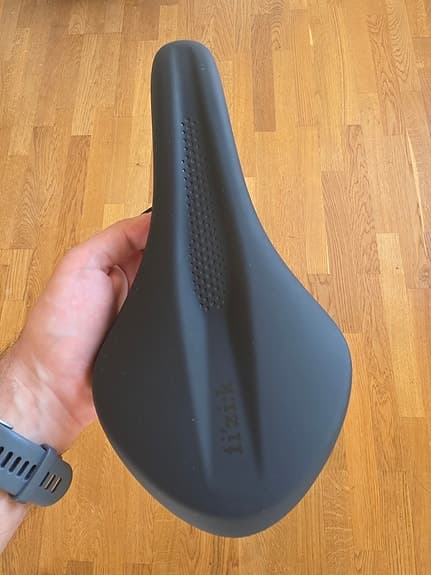 Fizik cykelsadel svart 150 mm