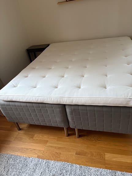 IKEA dubbelsäng