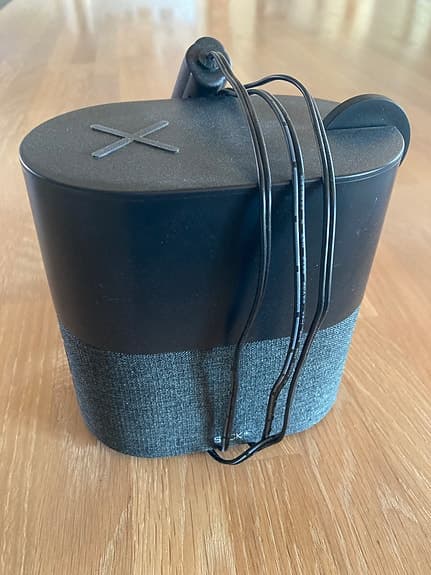 FM/bluetooth clock radio