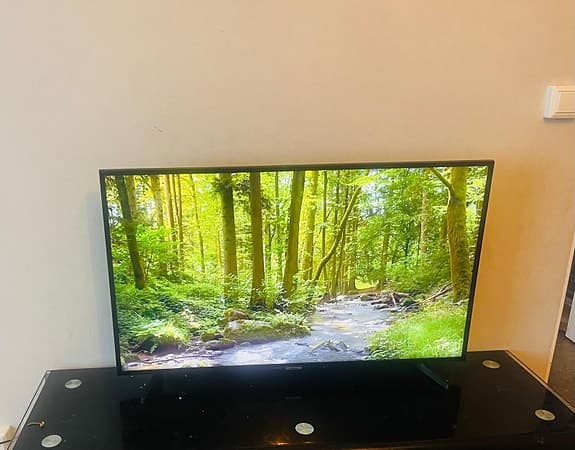 Full HD tv