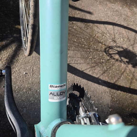 Nyservad! Bianchi landsvägscykel/racer med Continental Ultra sport däck! 51cm