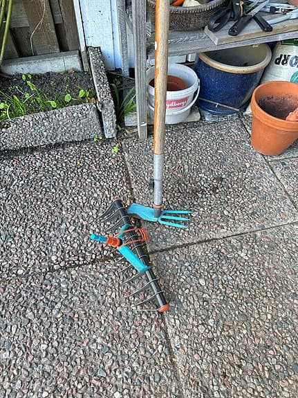 Gardena trädgårdsredskap med skaft