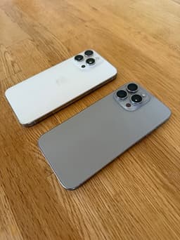 Apple iPhone 15 Pro Max 256 GB vit