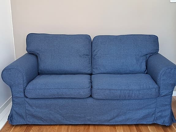 IKEA blå 2-sits soffa