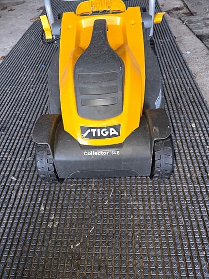 Stiga Collector 34 E gräsklippare