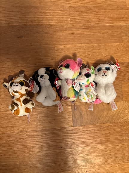 Ty små gosedjur / Fraktfritt