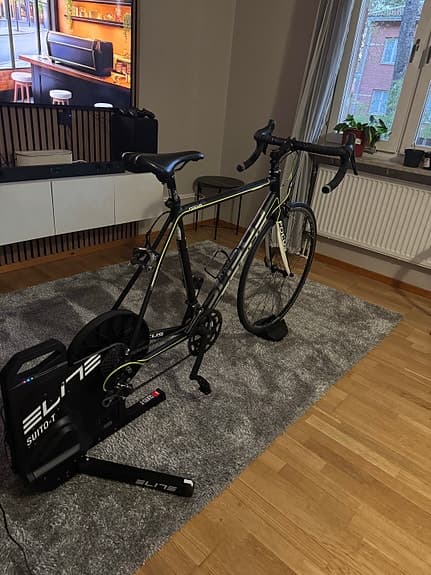 Elite cykeltrainer / Elite Suito T