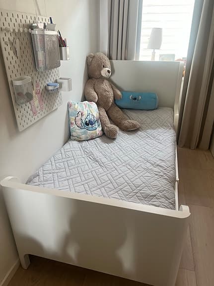 Växasäng IKEA barnsäng med madrass