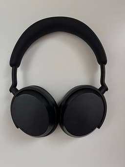 Sennheiser Accentum hörlurar