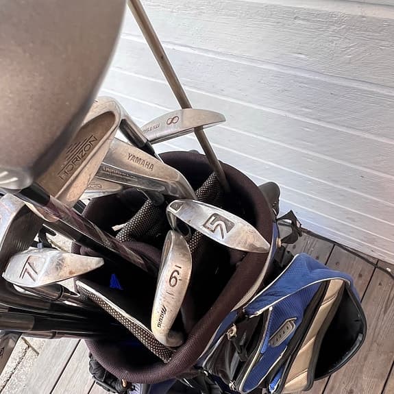 Golfset med bag och vagn
