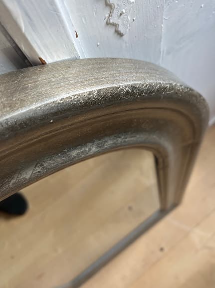 Ny spegel med bågad ram