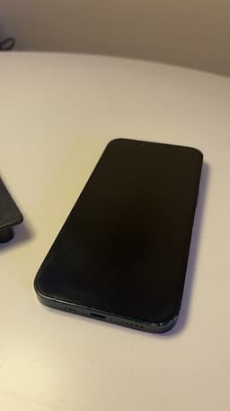 Apple iPhone 14 mobil 128 GB svart