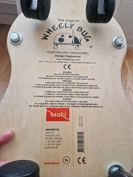 Wheely Bug åkleksak svart
