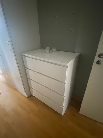Ikea byrå