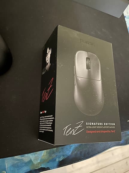 Pulsar X2 Wireless Gamingmus TenZ Signature Edition svart