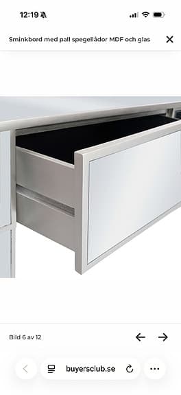 Sminkbord med 2 spegellådor/ golv spegel/ vägghängd spegel