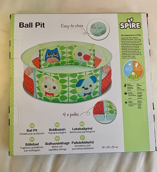 Spire bollhav med plastbollar för baby 6m+