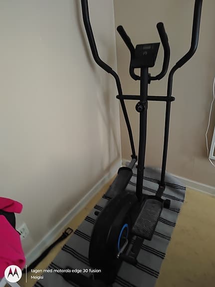 Crosstrainer träningsmaskin svart