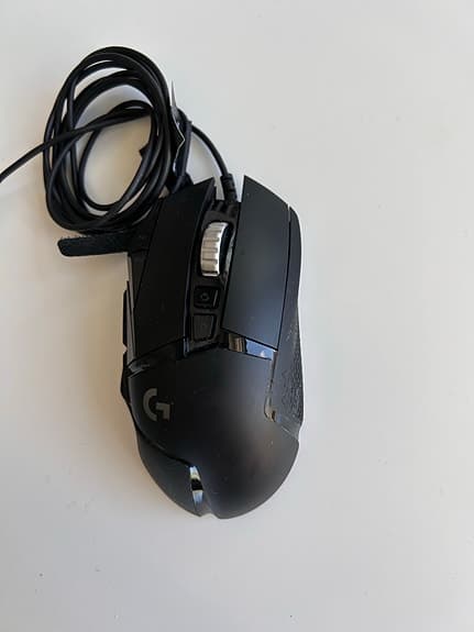 Logitech G502 HERO gamingmus svart