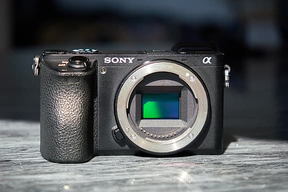 Sony A6500 + 4 lens, stativ, tillbehör