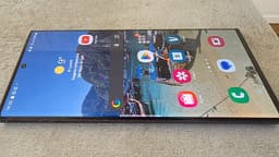 Samsung Galaxy S22 Ultra 128 GB – fungerar bra – S-pen medföljer