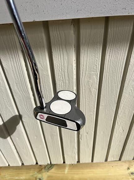 Odyssey 2-Ball putter med SuperStroke-grepp Vänster