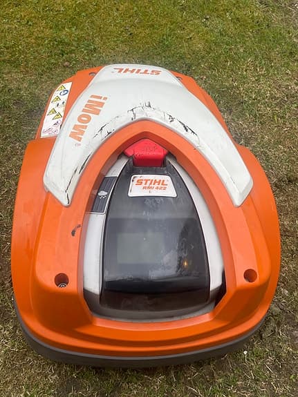 Stihl iMow RMI 422 / Viking robotgräsklippare orange/vit