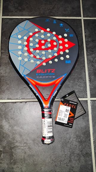 Oanvänt Padelracket